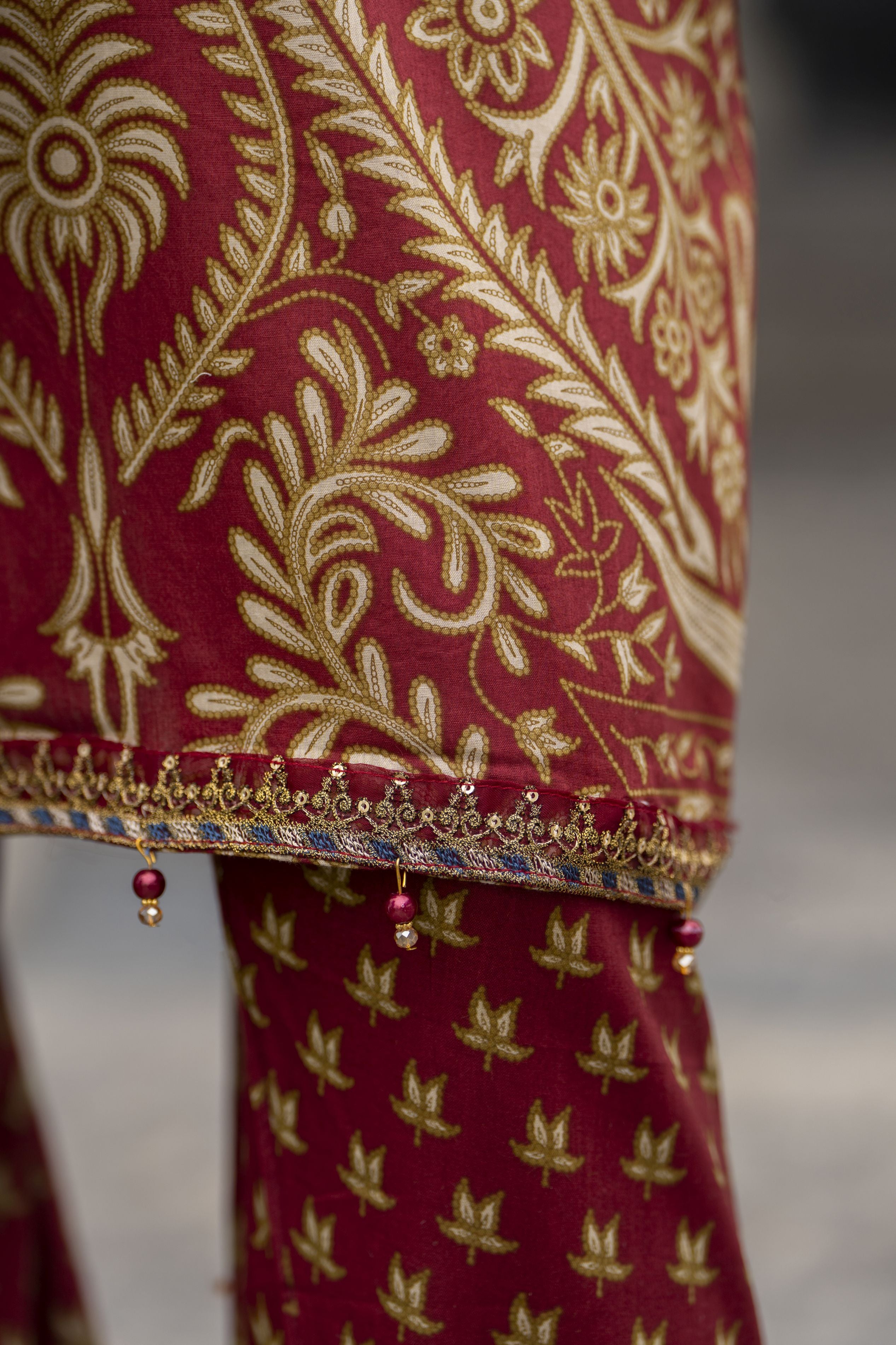 Sakeena Summer Ease – 3pc Maroon Lawn Dress with Chiffon Dupatta SSE2