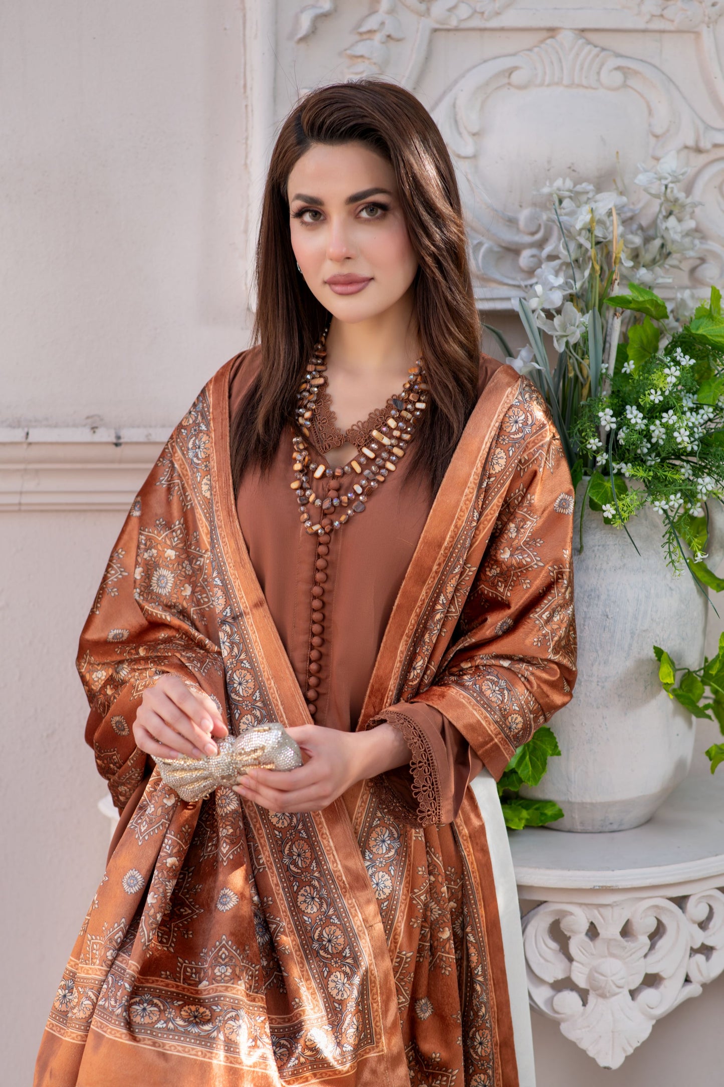 ZS6 Serah by Zaina 3pc Linen Dress with Printed Velvet Shawl