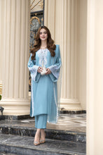 Threaded Grace Silk Karandi by Gul Warun – Powder Blue Embroidered 3pc Suit TGS1