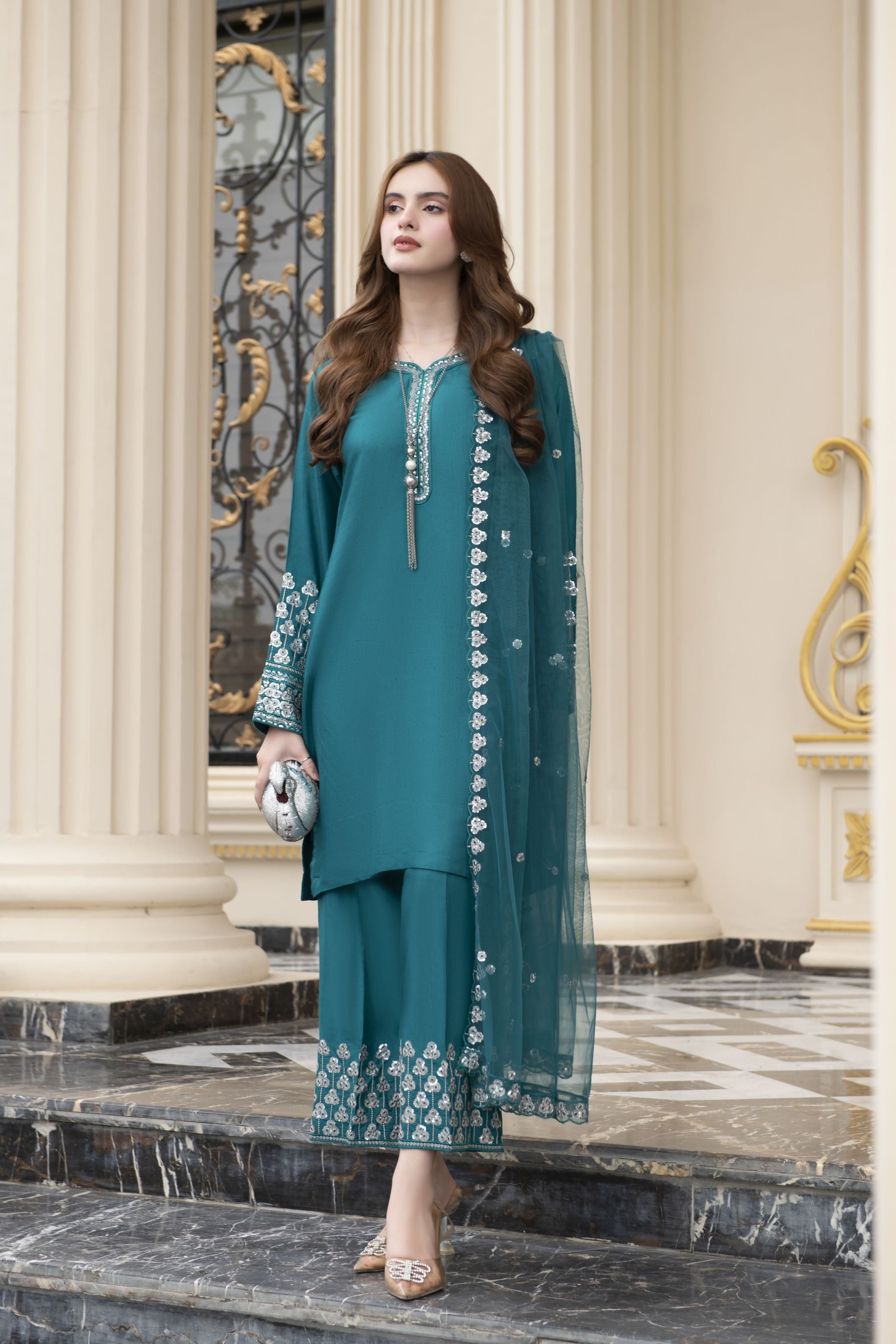 Threaded Grace Silk Karandi by Gul Warun – Teal Embroidered 3pc Suit TGS2