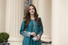 Threaded Grace Silk Karandi by Gul Warun – Teal Embroidered 3pc Suit TGS2