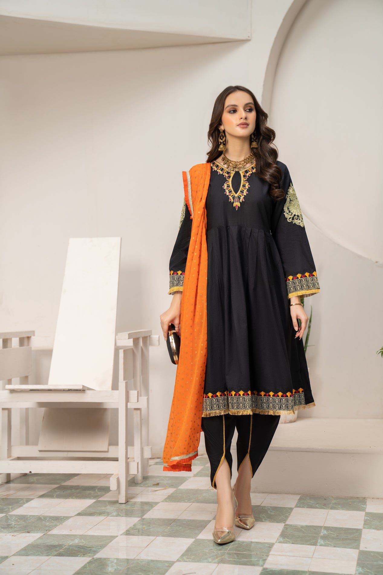 3pc Ready to Wear Lawn Dress C04