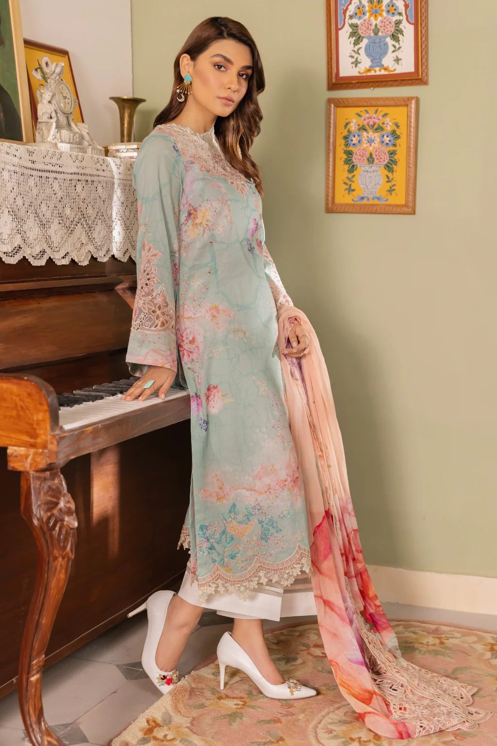 Iznik Ready to Wear 10
