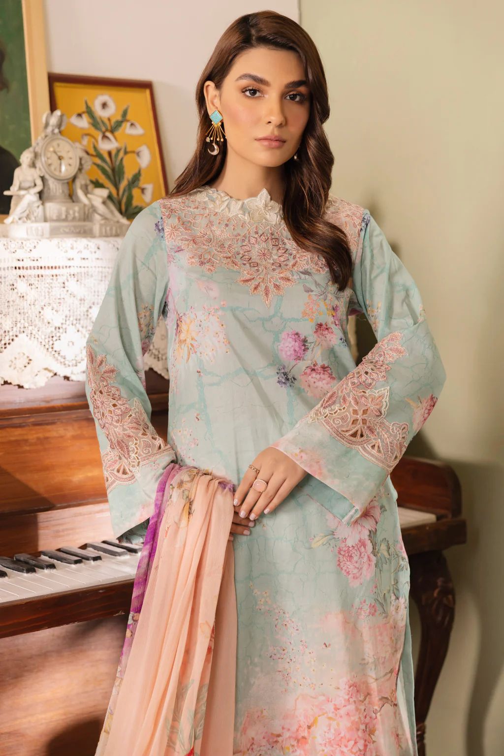Iznik Ready to Wear 10