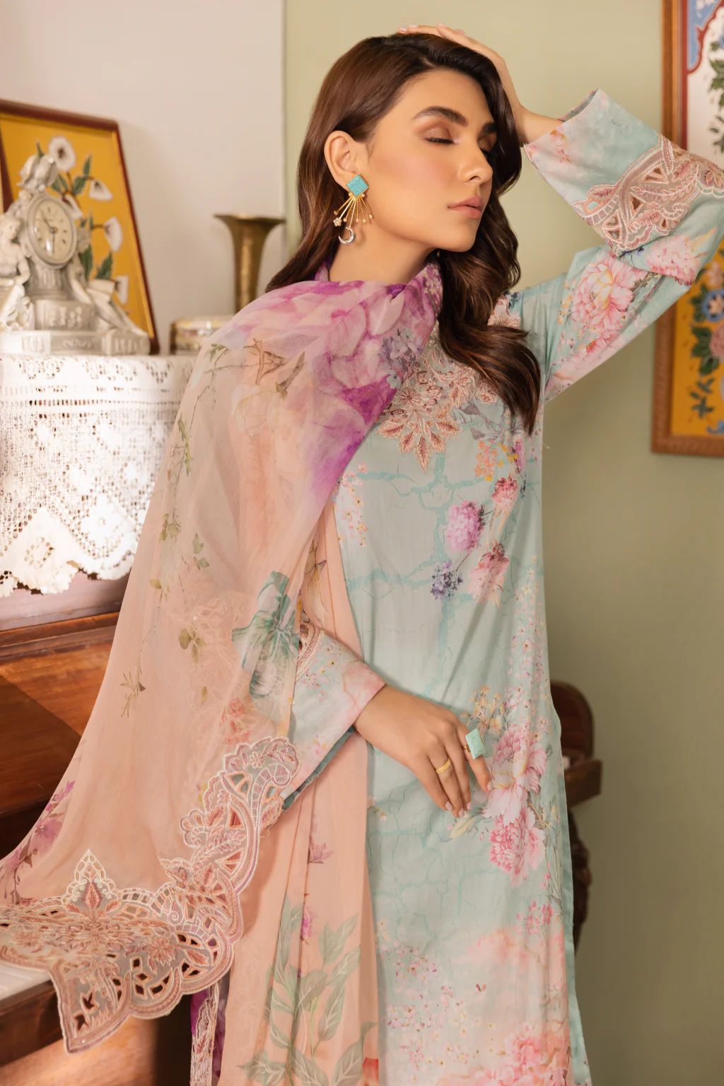 Iznik Ready to Wear 10