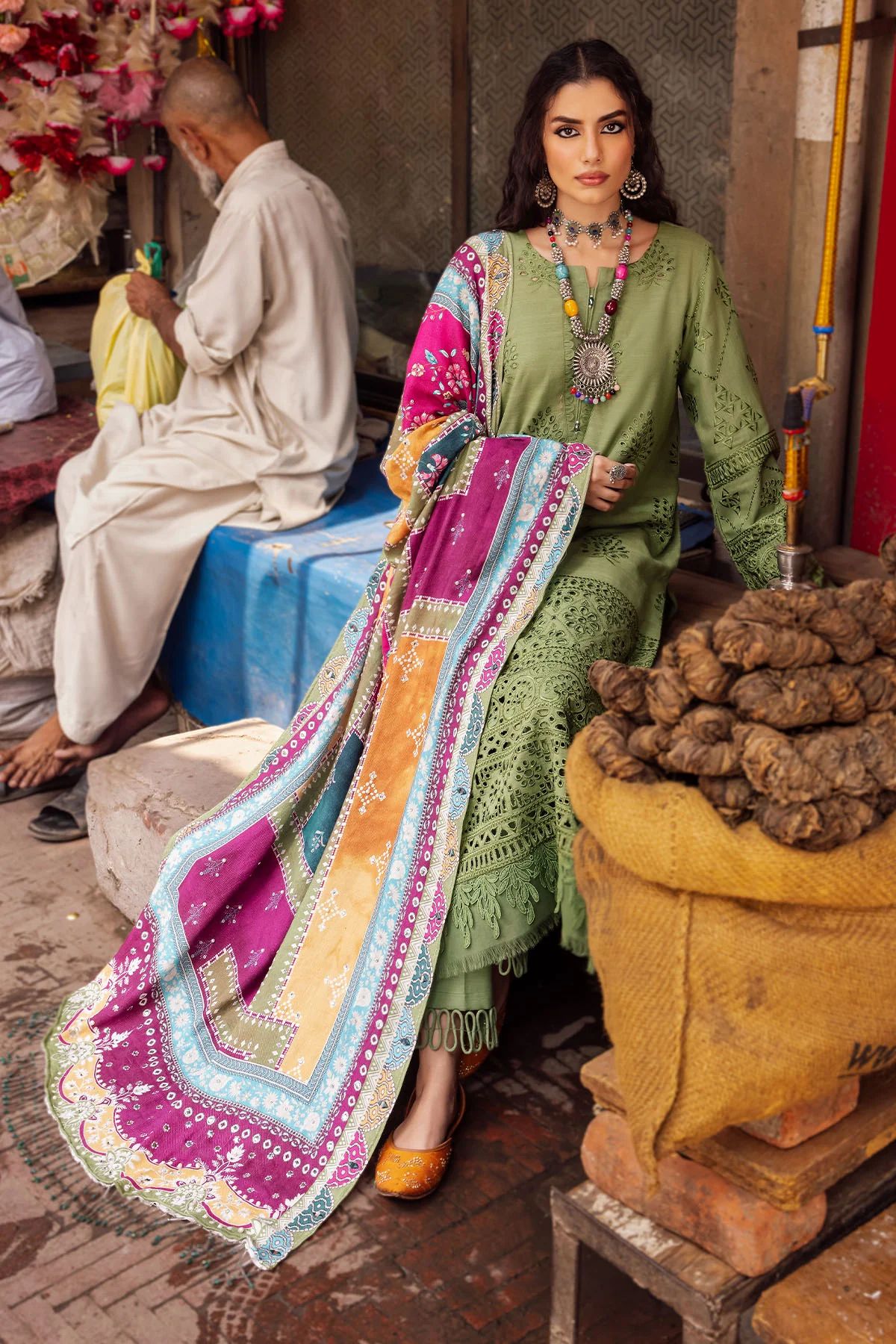 Nureh Winter Khaddar Bazaar Collection NE48