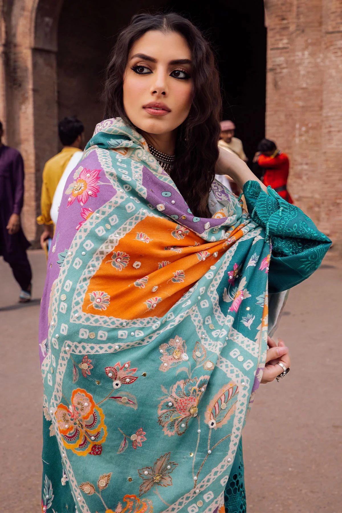 Nureh Winter Khaddar Bazaar Collection NE51