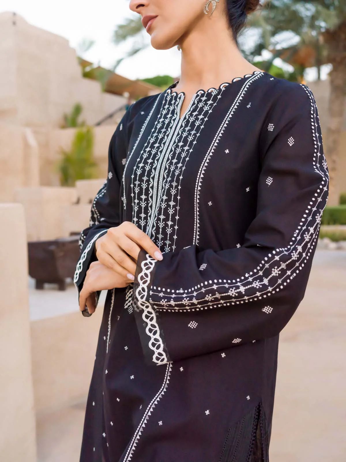 Mirage by Sahar Chikankari Lawn CK-L1-04
