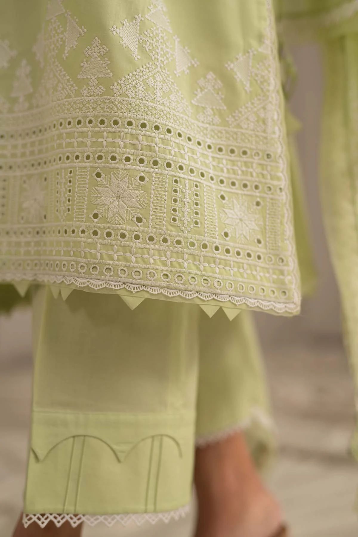 Mirage by Sahar Chikankari Lawn CK-L1-08