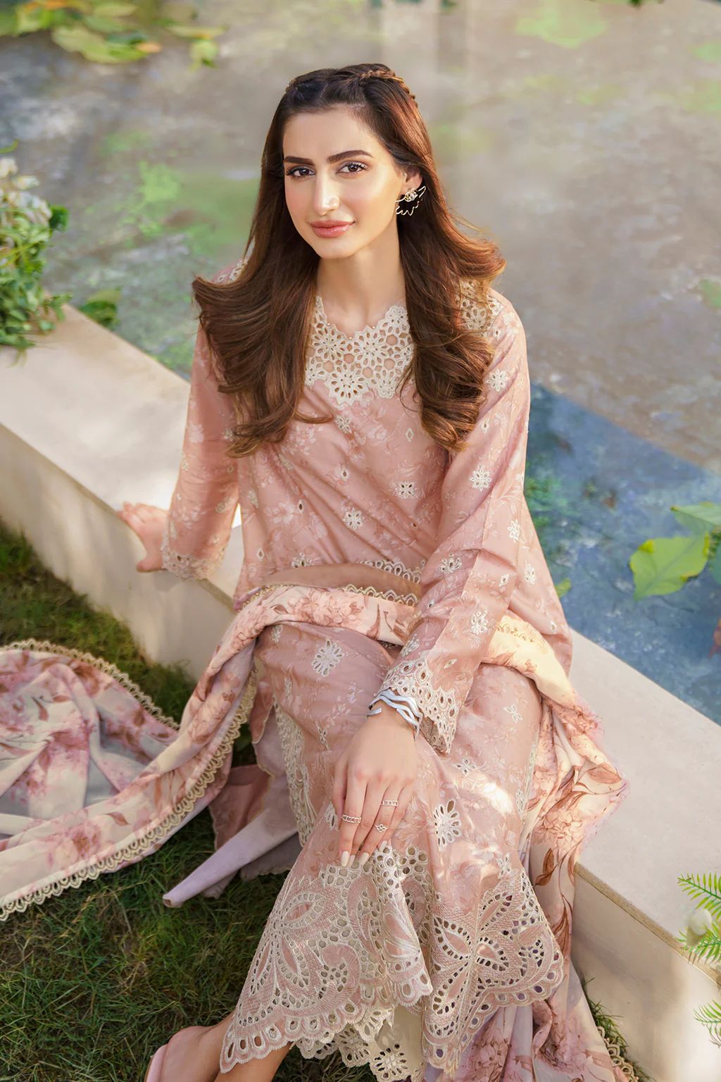 IZNIK Festive Lawn SFL-11