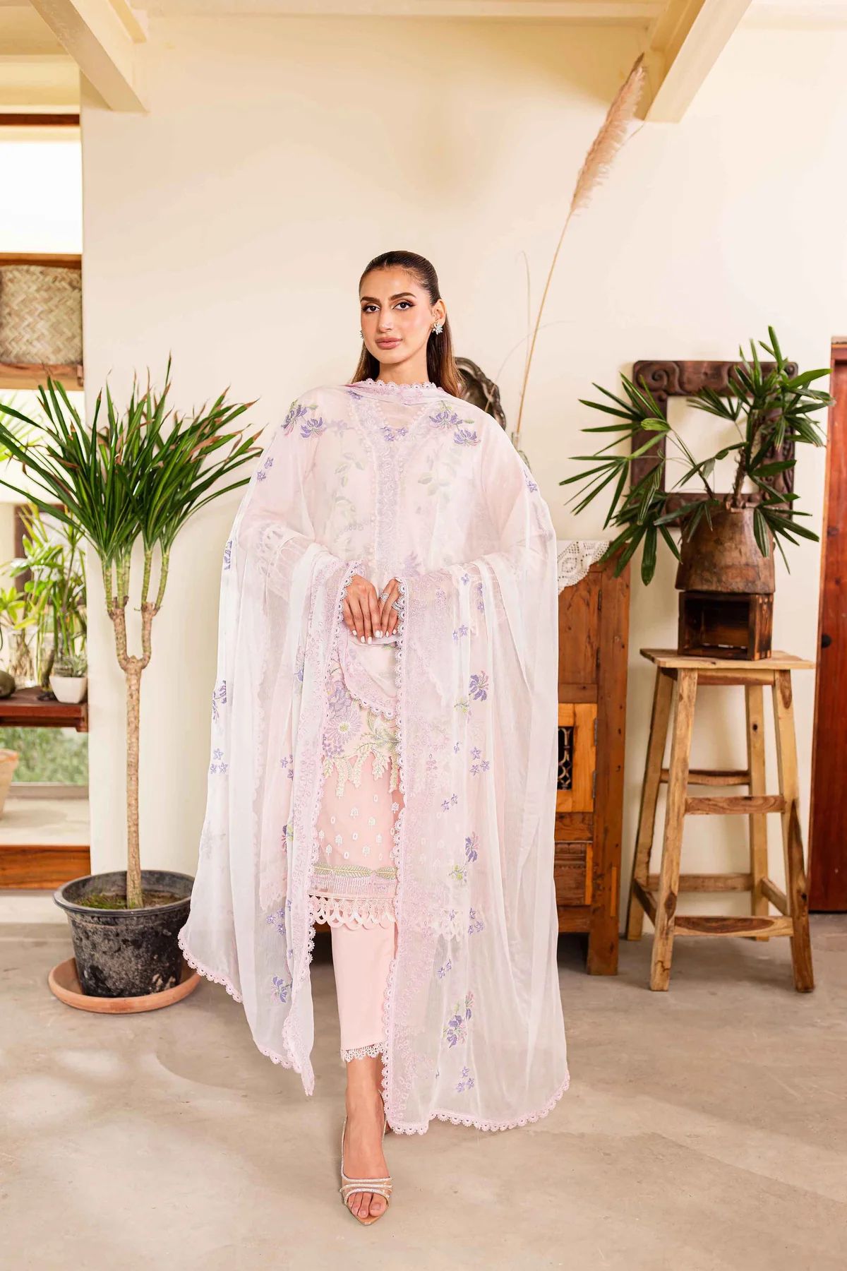 Shiree '24 Premium Lawn by Sable Rose Garden SSC-02-24
