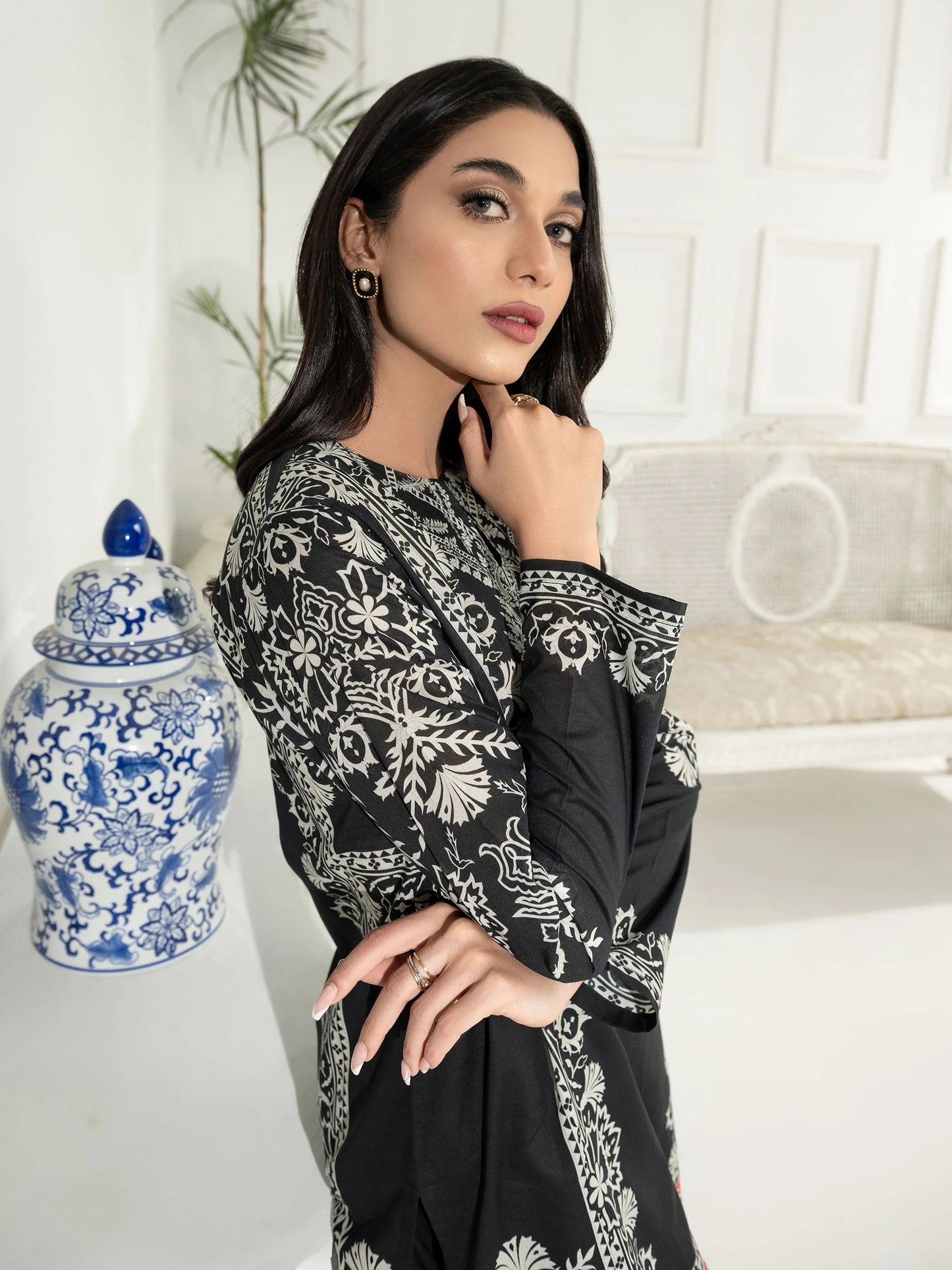 2pc Ready to Wear Dress by Limelight U2882-Black