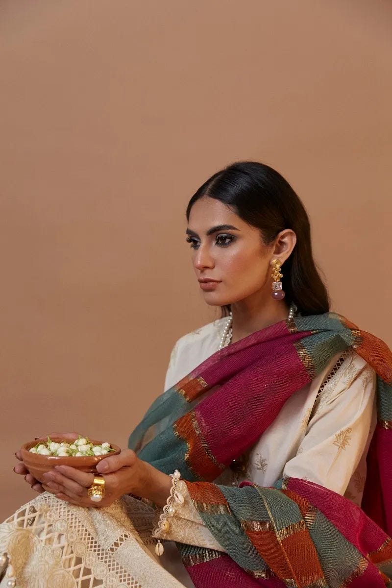 Sana Safinaz Muzlin Ready to Wear Embroidered Lawn Collection 16B