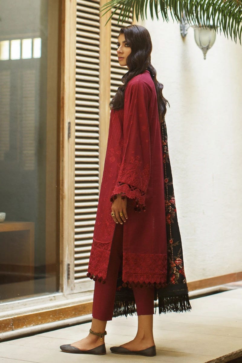 Winter Khadar Ready to Wear Embroidered Collection by Baroque 09