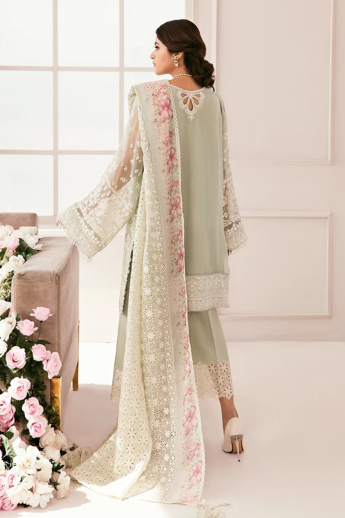 Baroque Chantelle Formal Collection 01