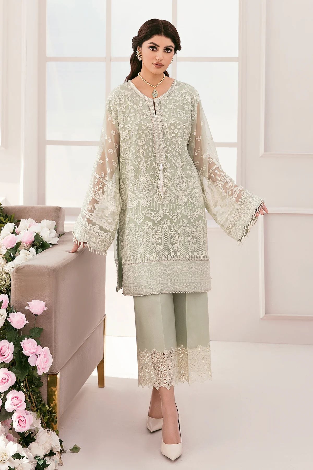 Baroque Chantelle Formal Collection 01
