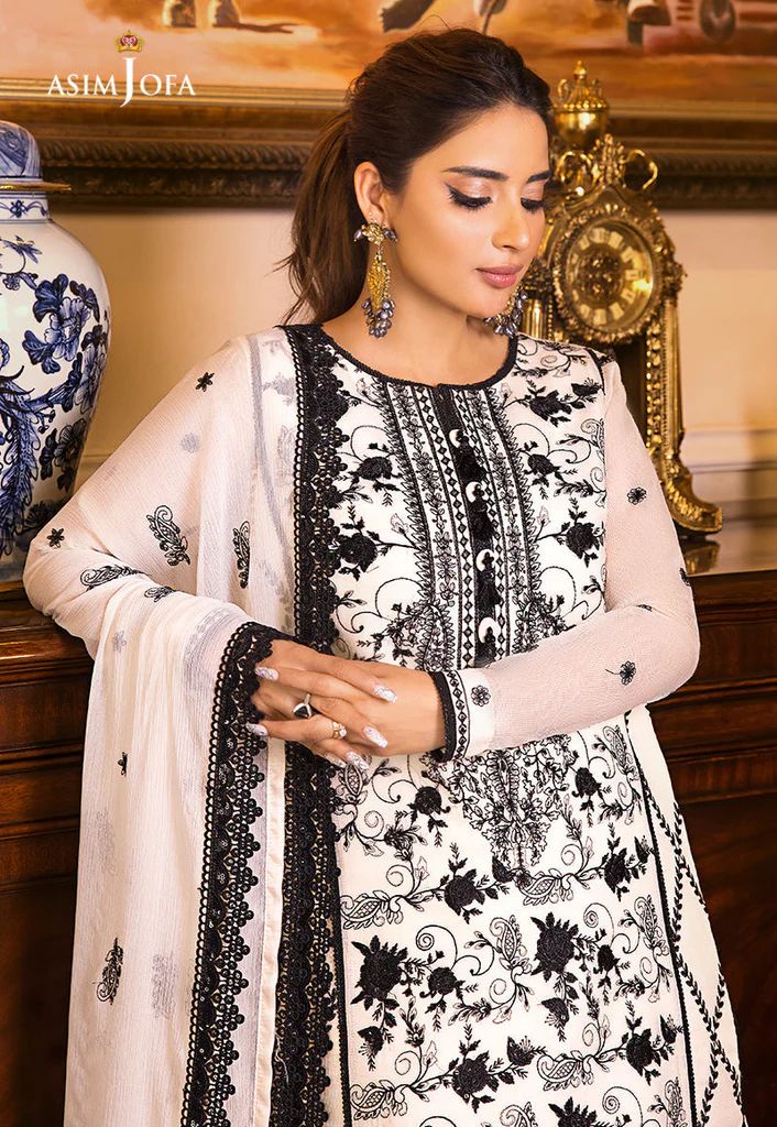 Asim Jofa Maahru and Noorie 13