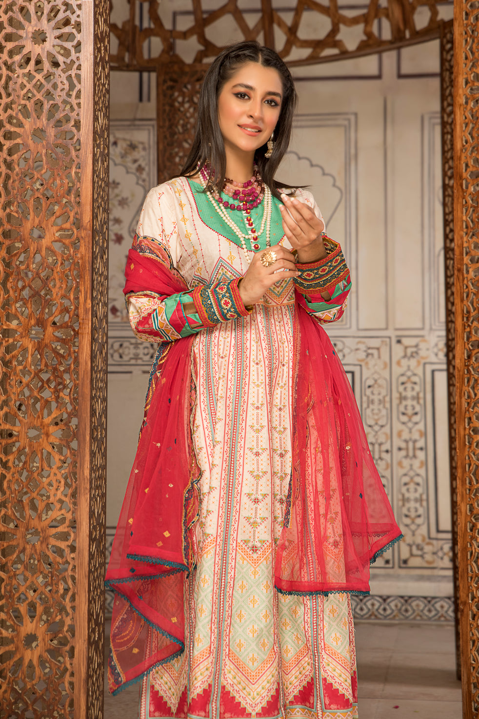 Cotton Self Jacquard Embroidered Pishwas by Hemline 02