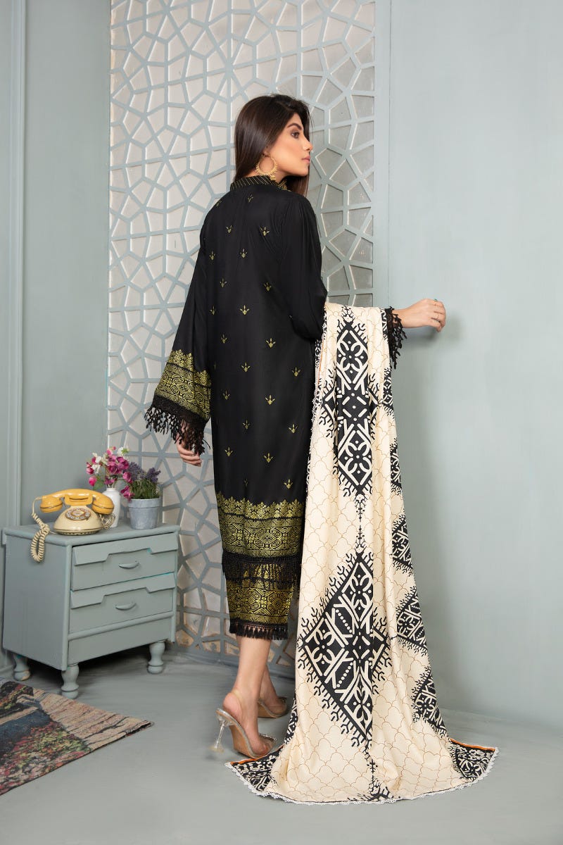 Winter Ready to Wear Embroidered Collection by Aleezay 04