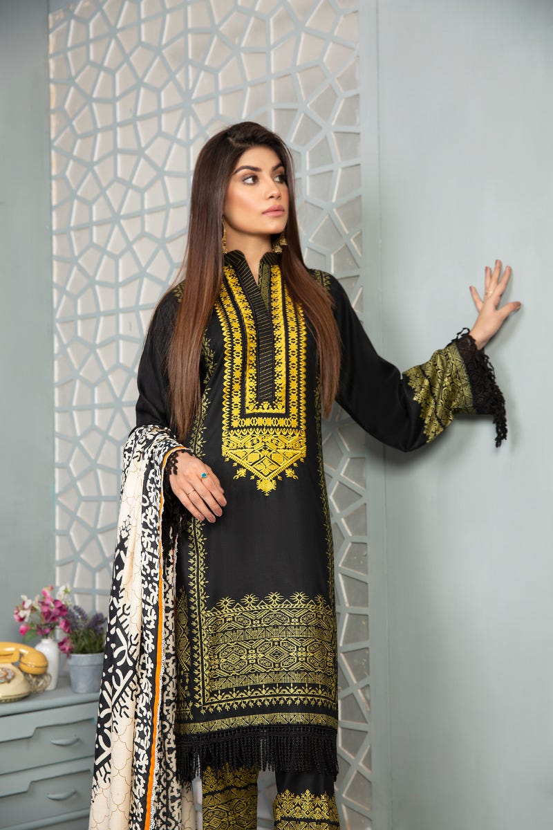 Winter Ready to Wear Embroidered Collection by Aleezay 04