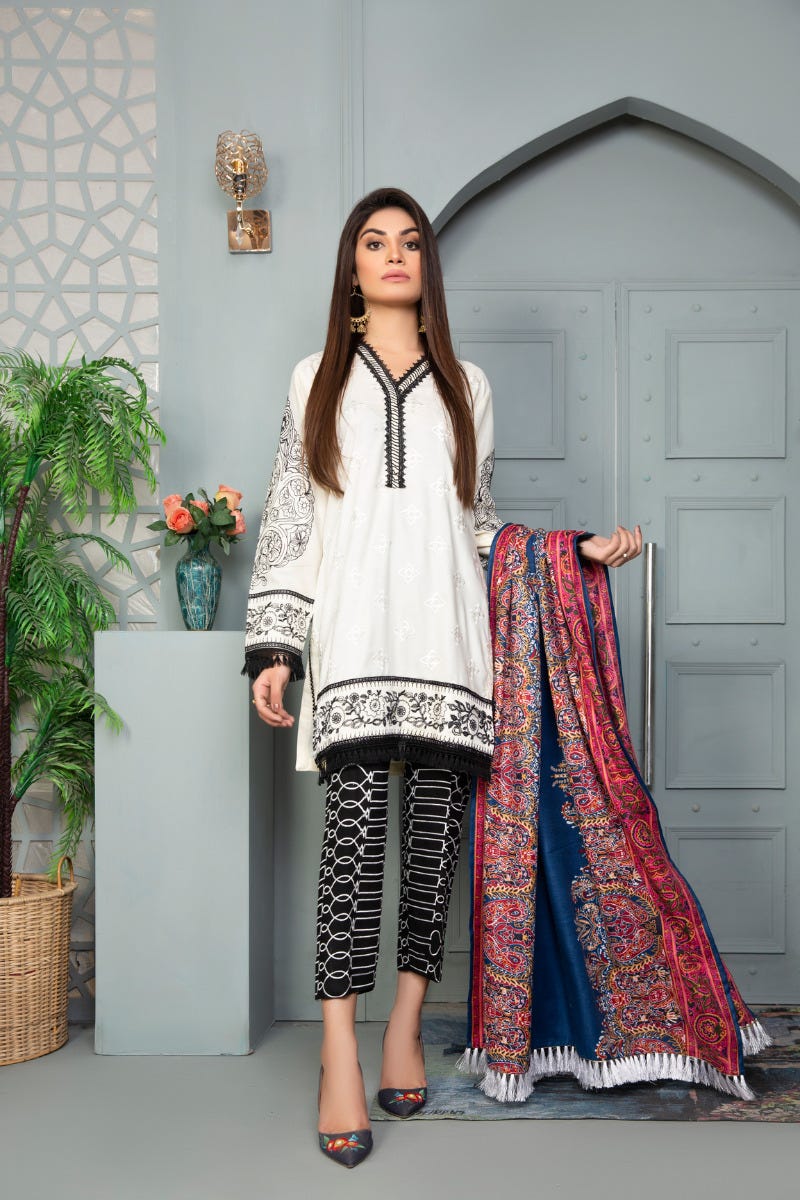 Winter Ready to Wear Embroidered Collection by Aleezay 07