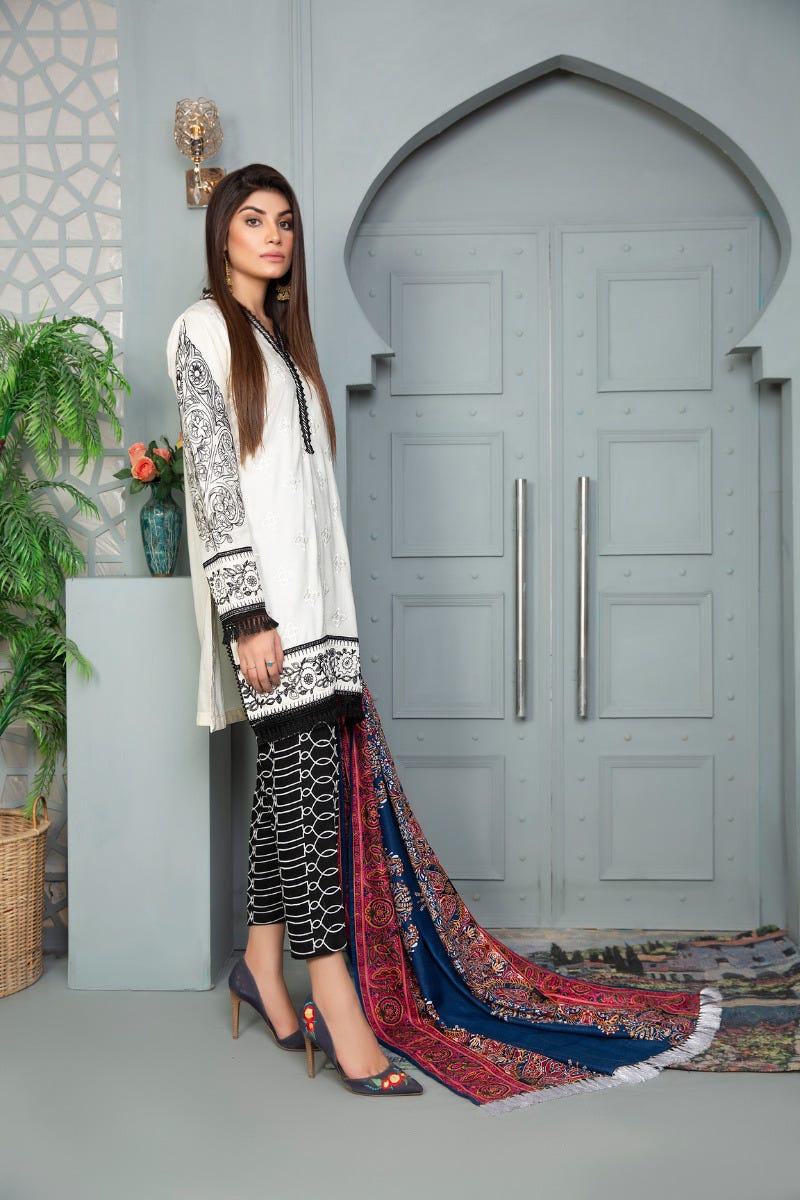 Winter Ready to Wear Embroidered Collection by Aleezay 07