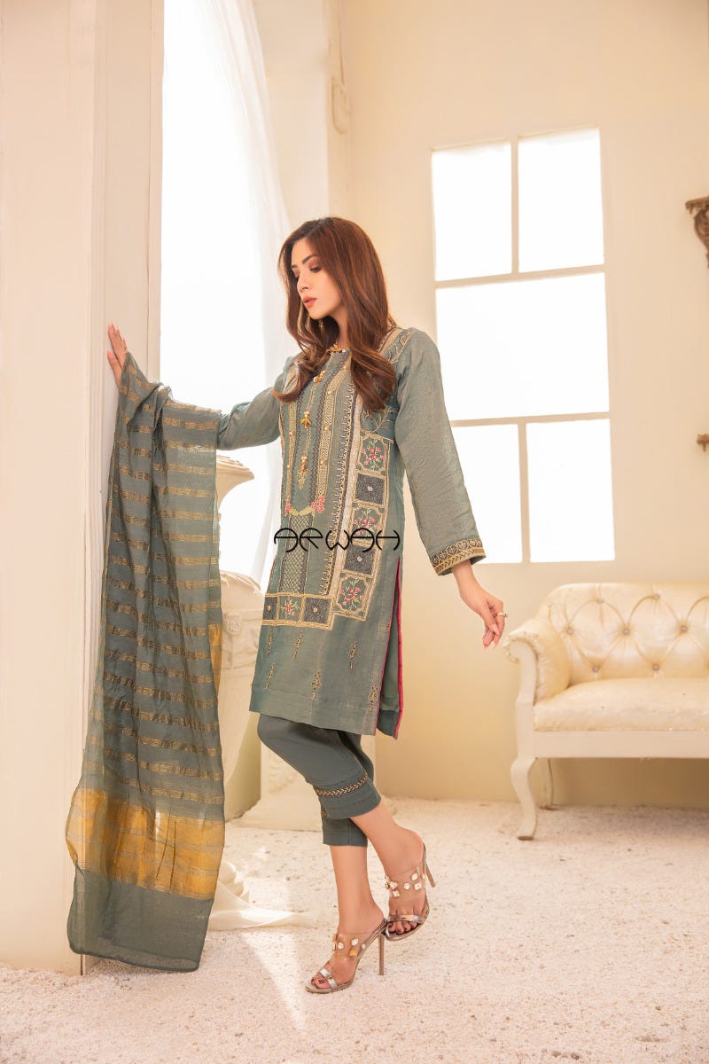 Ready to Wear Winter Semi formal Collection by Arwah 04