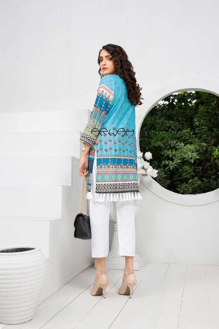 Winter Ready to Wear Embroidered Kurta by Arwah 03