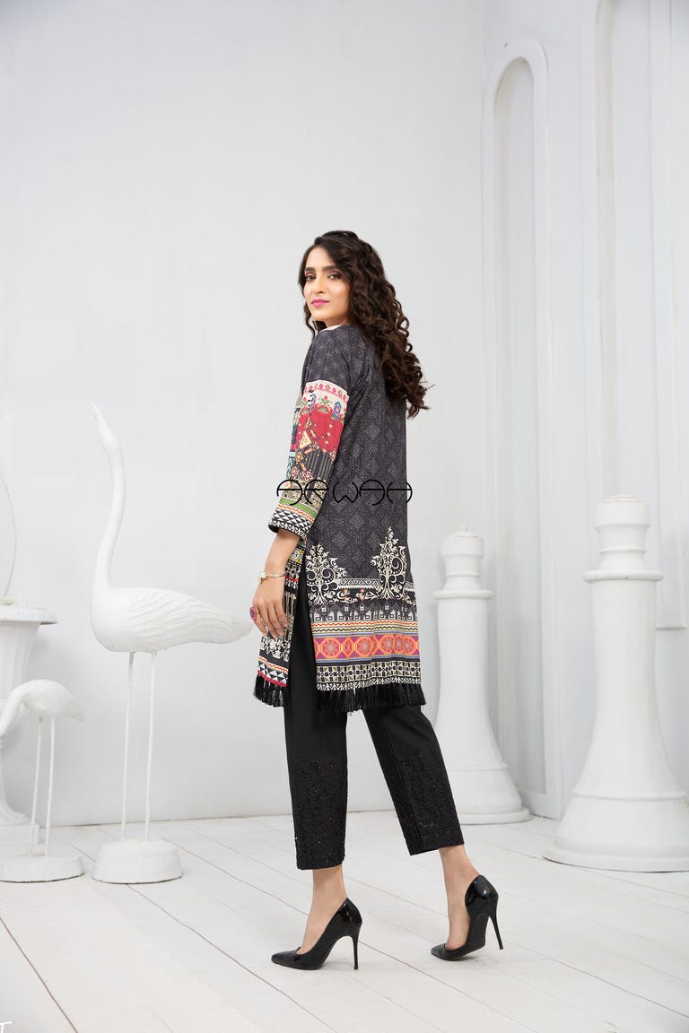 Winter Ready to Wear Embroidered Kurta by Arwah 02