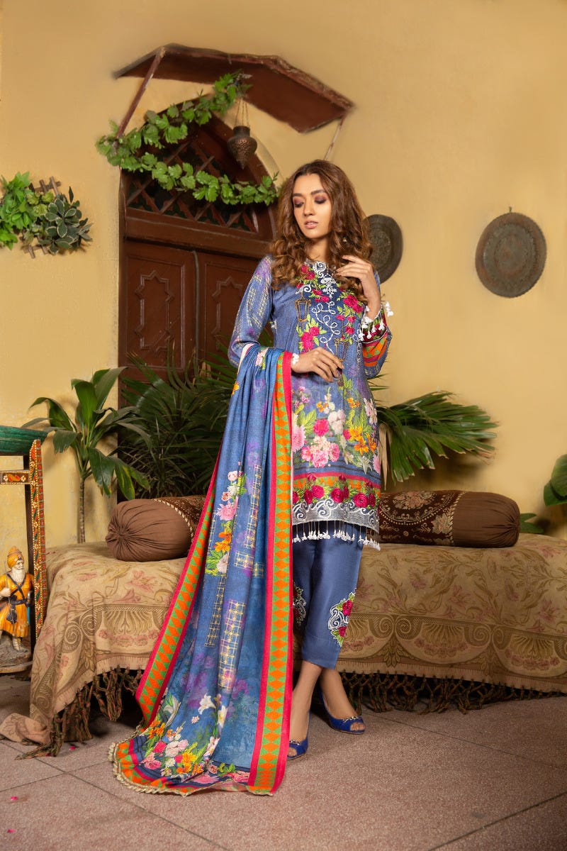 Winter Marina Embroidered 3 Pcs Dress by Arwah 04