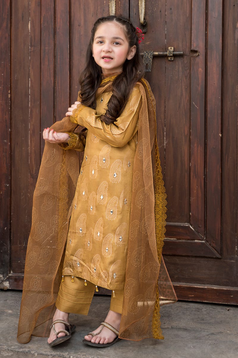 Kids Ready to Wear 3 Pcs Lawn Collection by Arwah 05