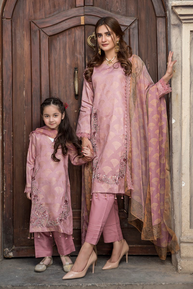 Ready to Wear 3 Pcs Lawn Collection by Arwah 01
