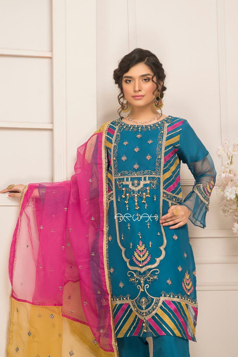 Ready To Wear 3 Pcs Semi Formal Collection by Arwah 4