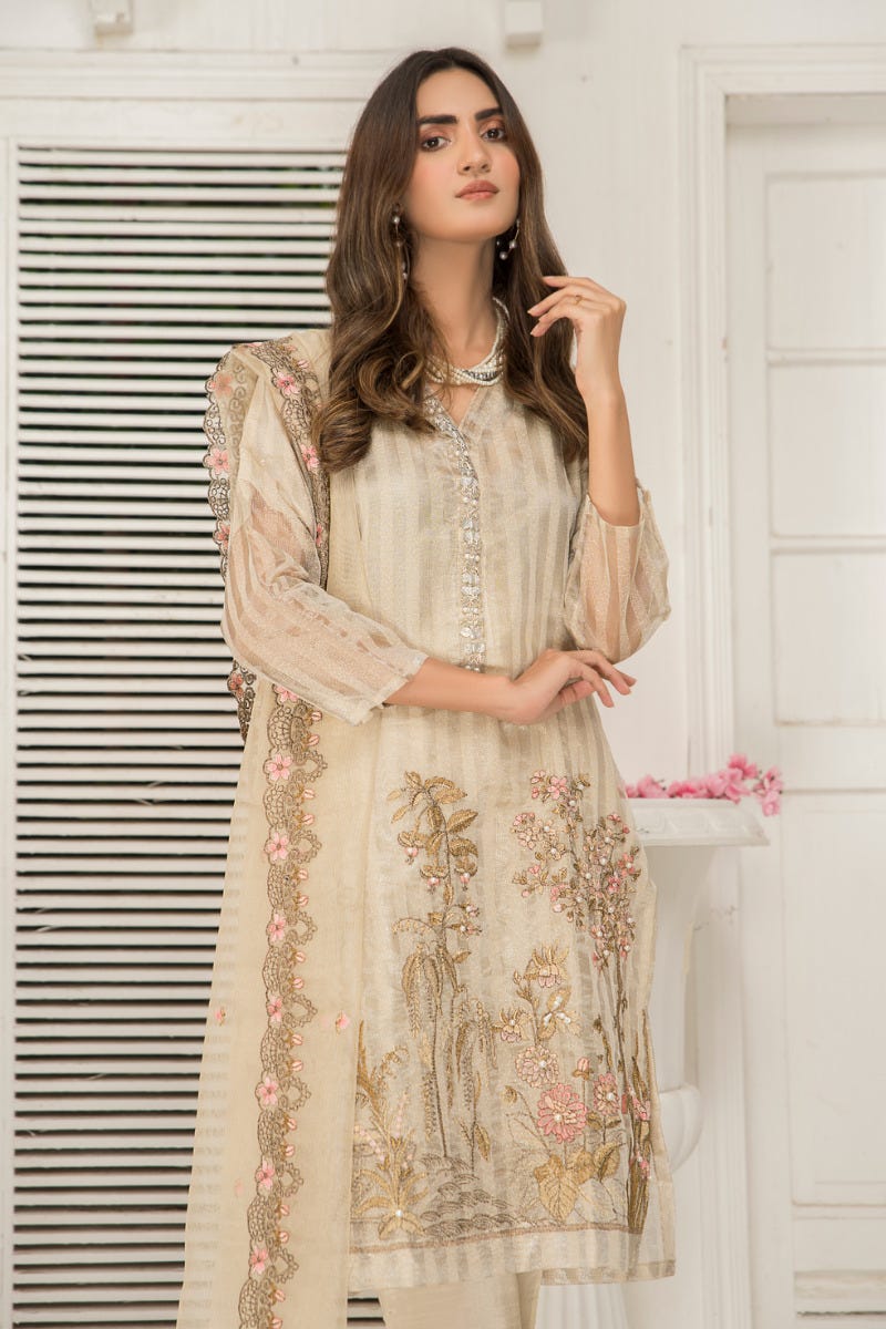 Ready to Wear 3 Pcs Semi Formal Embroidered Dress by Arwah 09