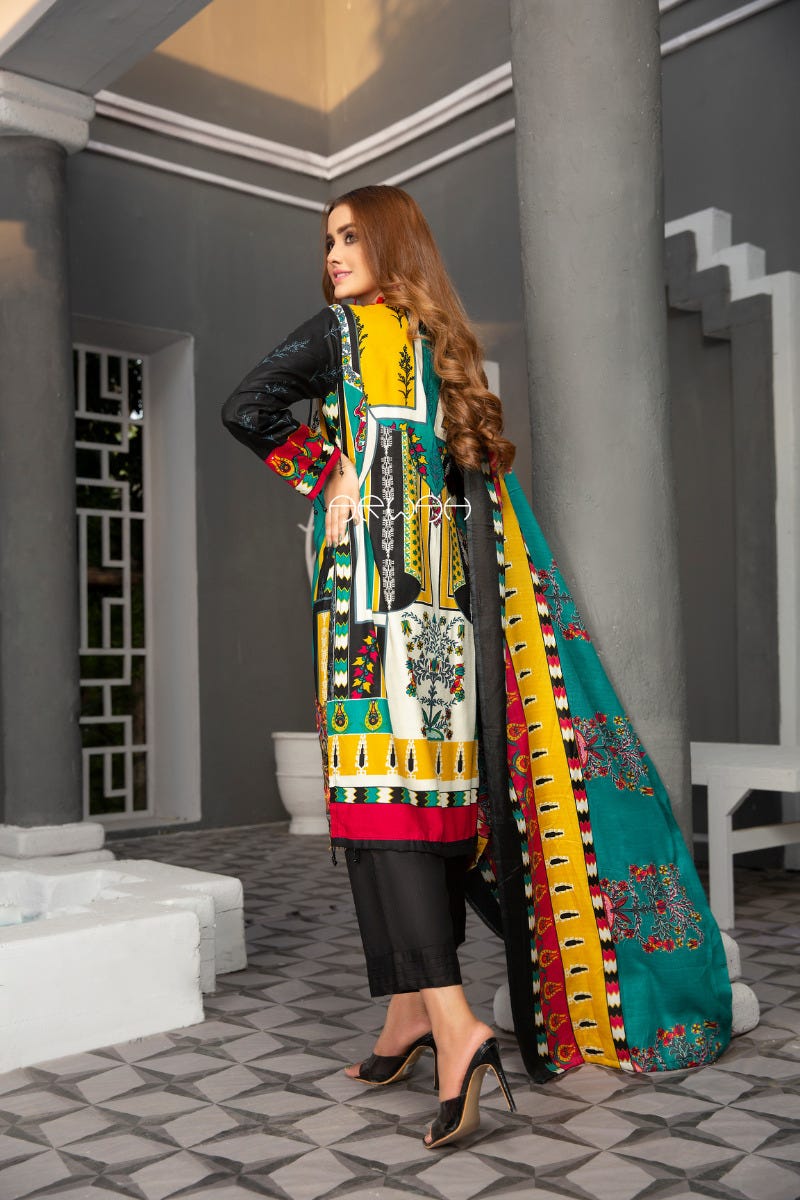 Winter Ready to Wear Embroidered Collection by Arwah 01