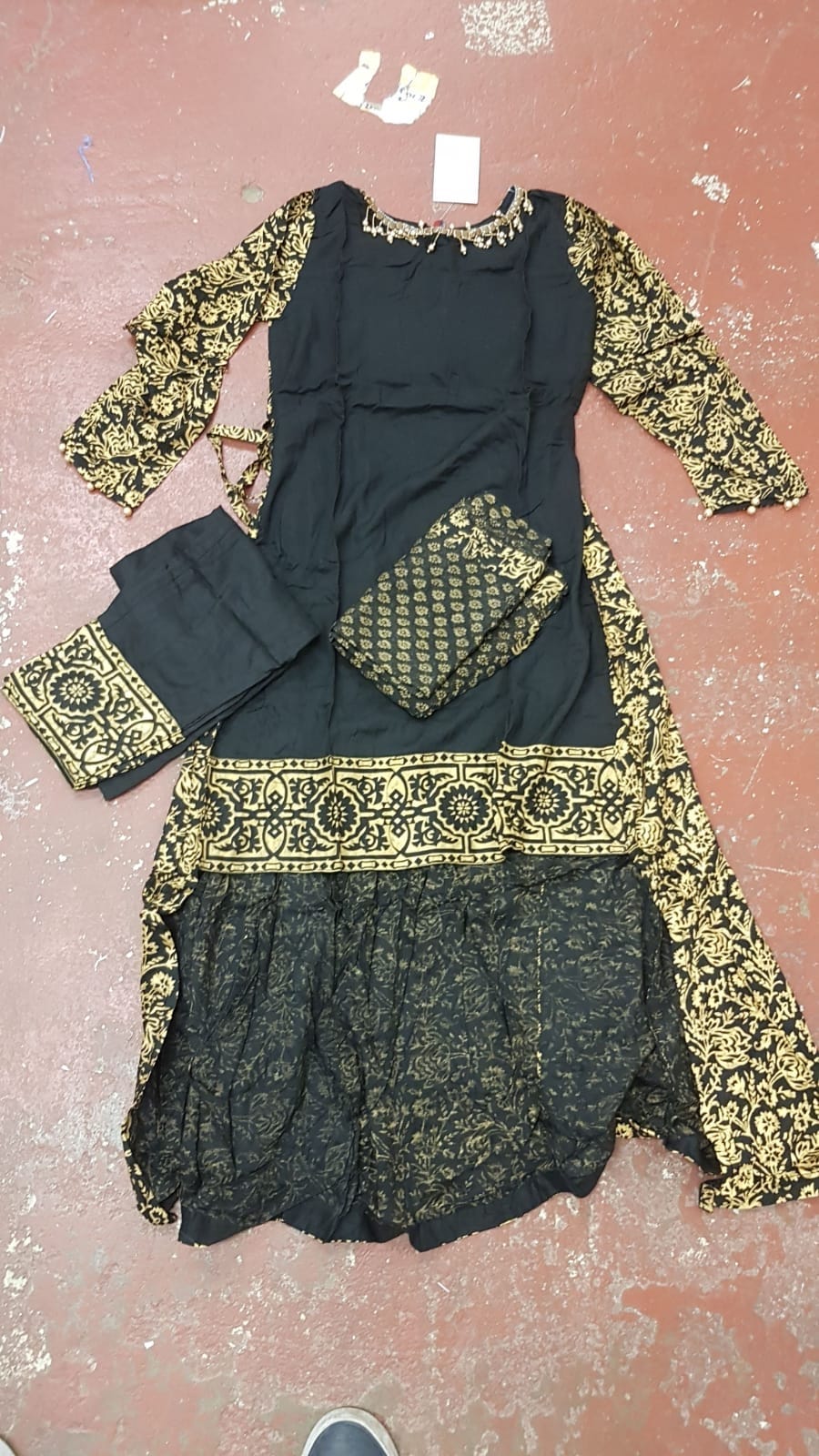 3 Piece Ready to Wear Pakistani block Printed back Tail Dress in Linen