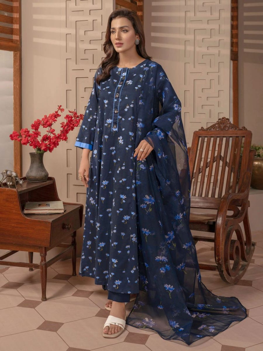 Autumn Ready to Wear Cambric 3 Pcs Dress by Limelight 41