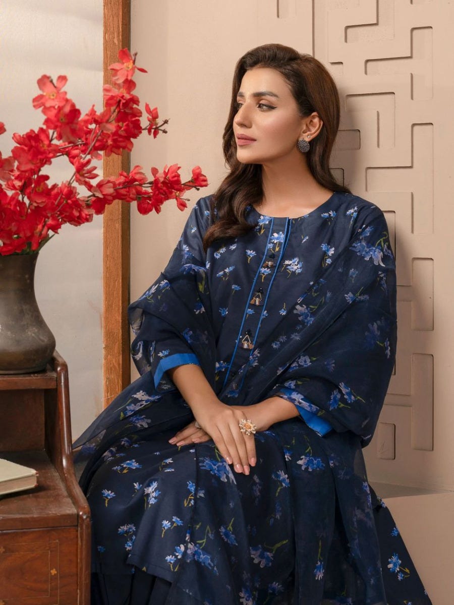 Autumn Ready to Wear Cambric 3 Pcs Dress by Limelight 41