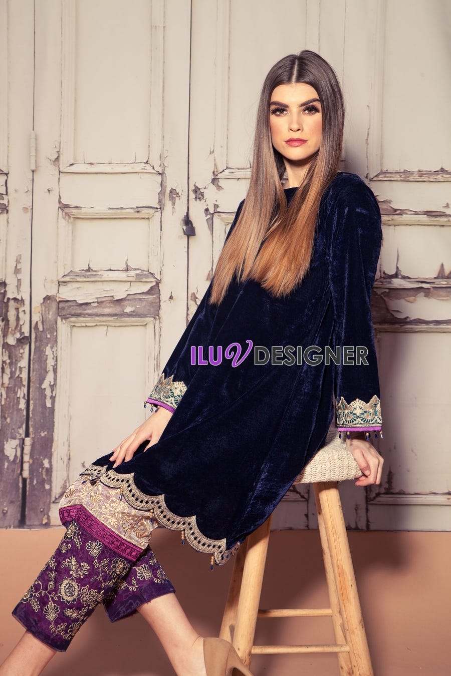 Elan Velvet Luxury pret by Gulwarun