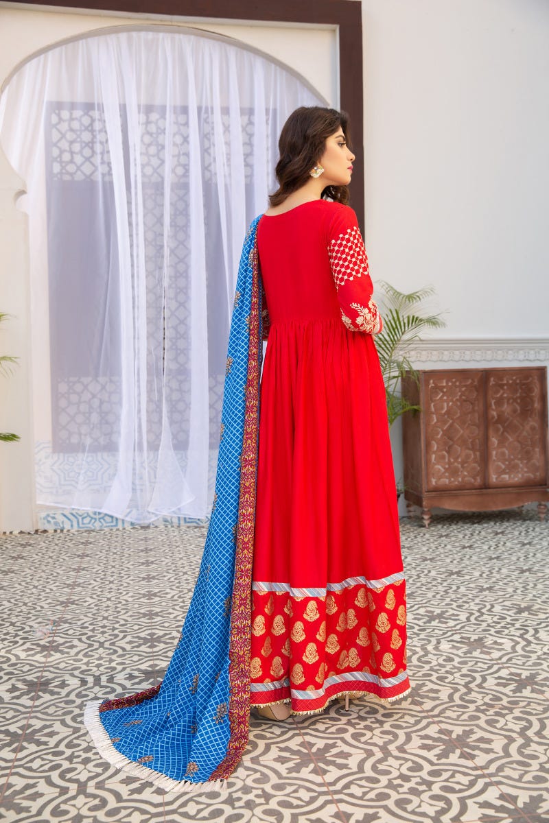 Gulwarun Winter Ready to Wear 3Pcs Embroidered Collection 07