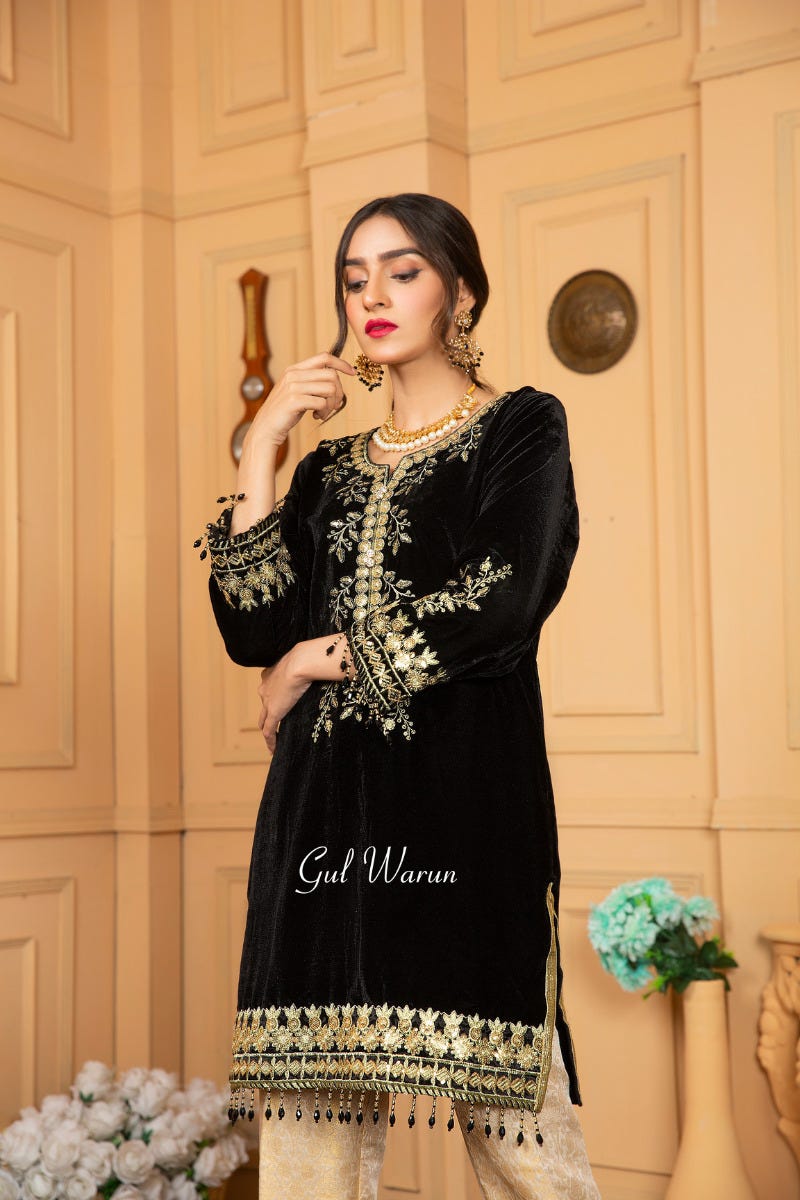 Velvet Ready to Wear Embroidered Collection by Gulwarun 11