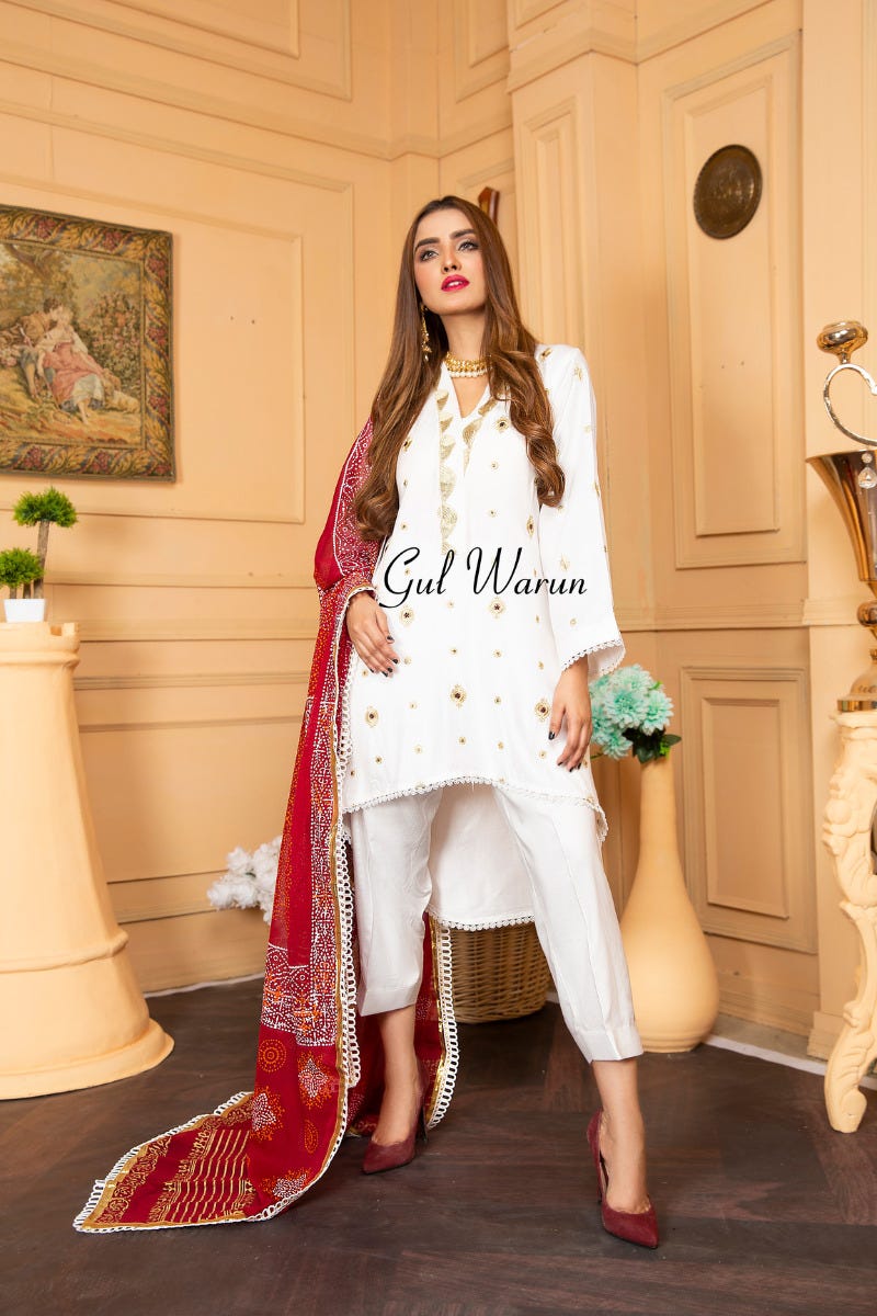 Winter Ready to Wear Embroidered Collection by Gulwarun 03