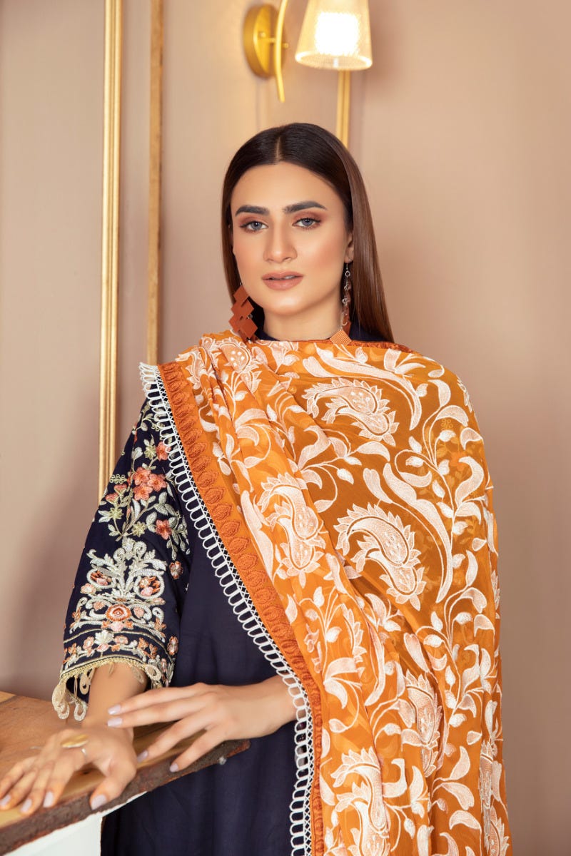 Luxury Lawn Ready to Wear 3 Pcs Collection by Gulwarun 04