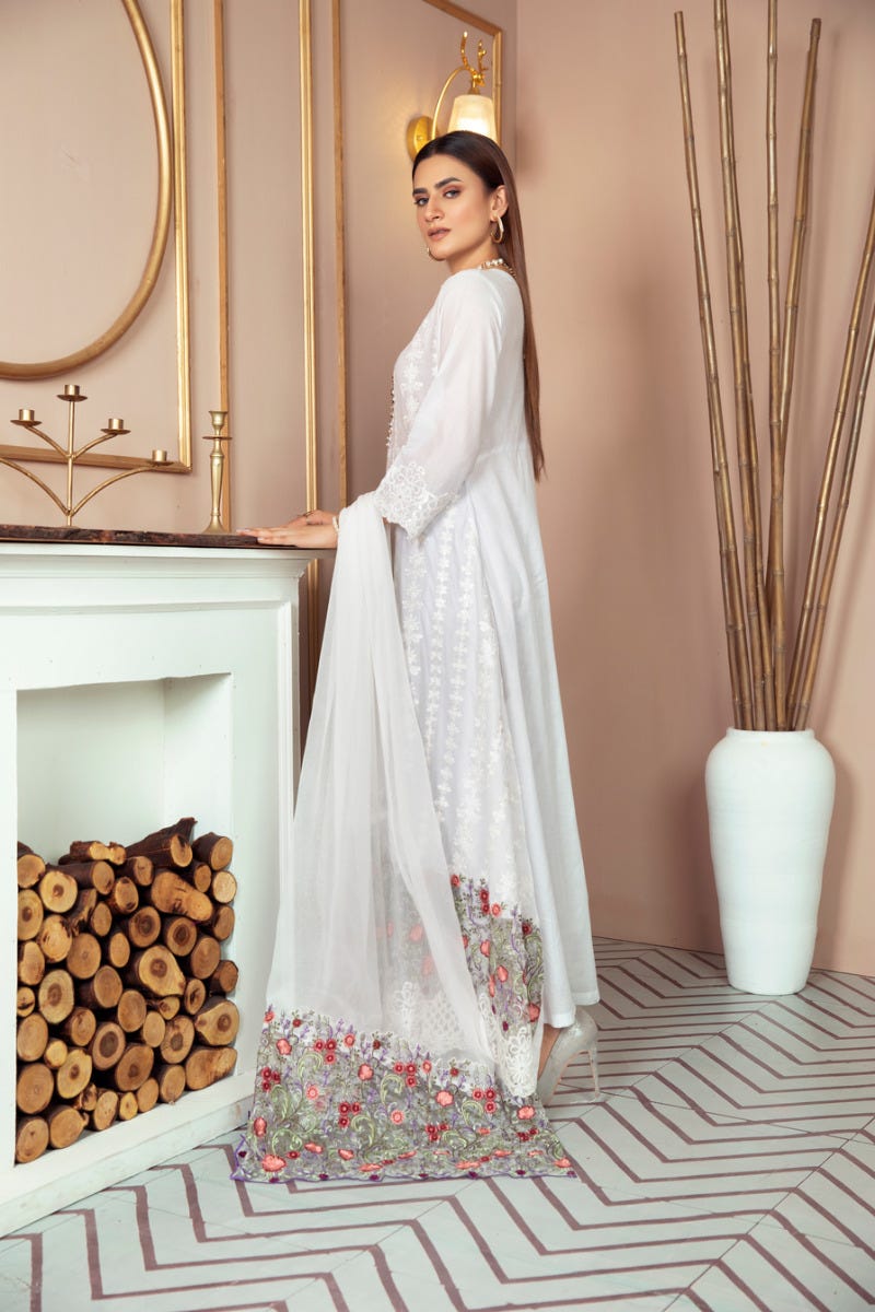 Luxury Lawn Ready to Wear 3 Pcs Collection by Gulwarun 07