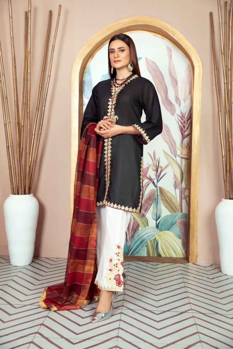 Luxury Lawn Ready to Wear 3 Pcs Collection by Gulwarun 01