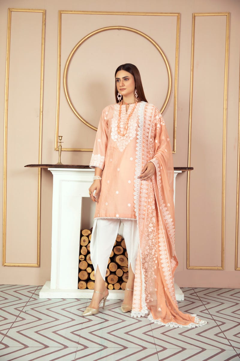 Luxury Lawn Ready to Wear 3 Pcs Collection by Gulwarun 10