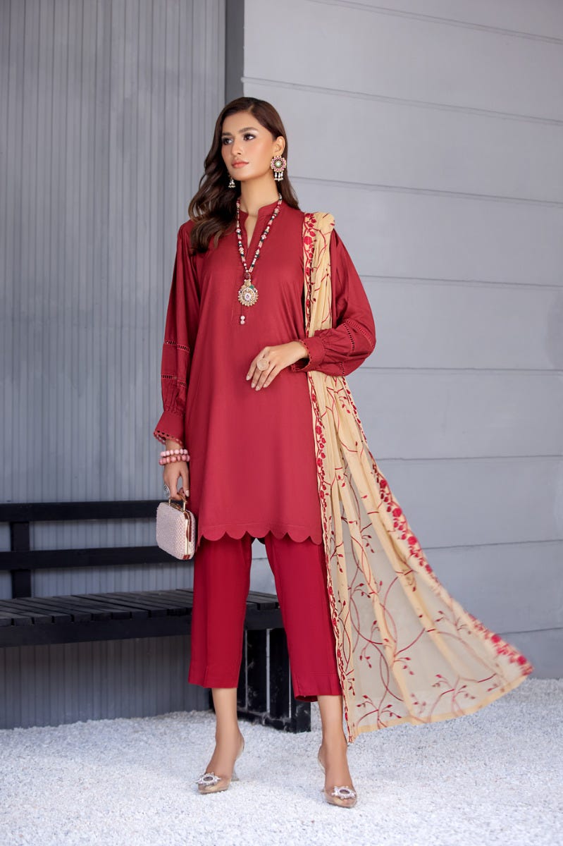 Winter Ready to Wear 3 Pcs Embroidered Dopatta Dress by Gulwarun 08