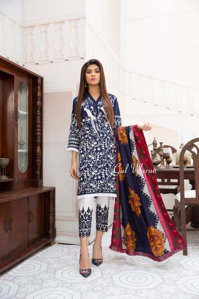 Luxury Winter Ready to Wear Collection by Gulwarun 01