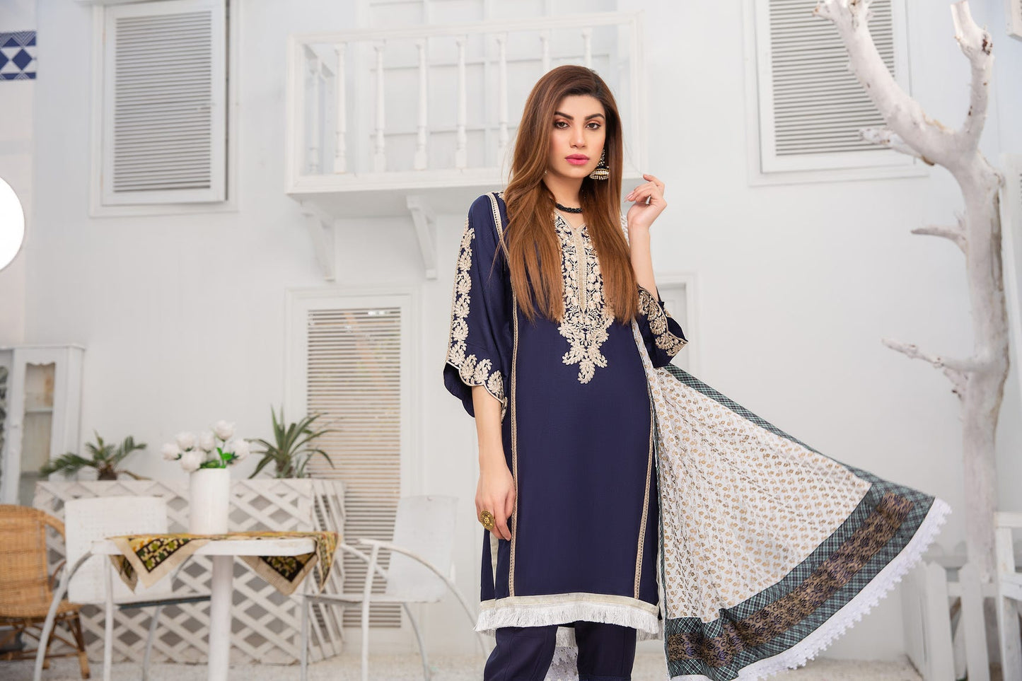 Ready to Wear 3pcs Embroidered Dress by Gulwarun 05