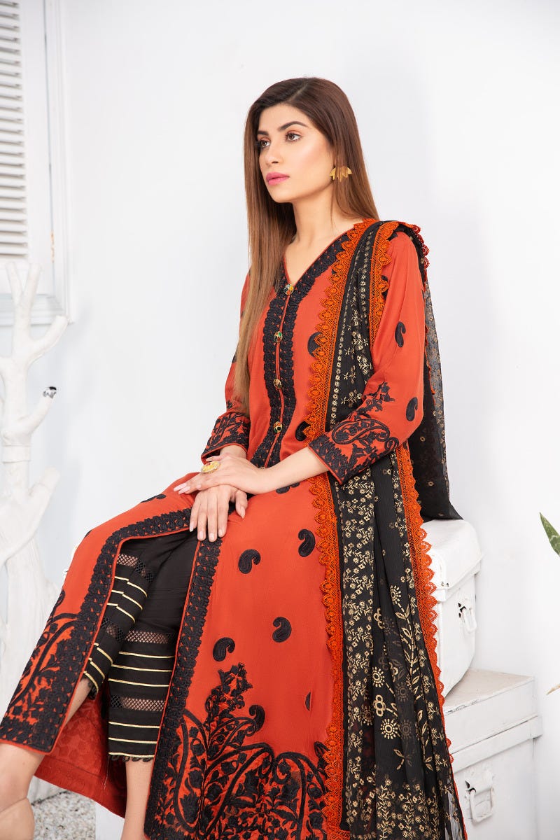 Ready to Wear 3pcs Embroidered Dress by Gulwarun 01